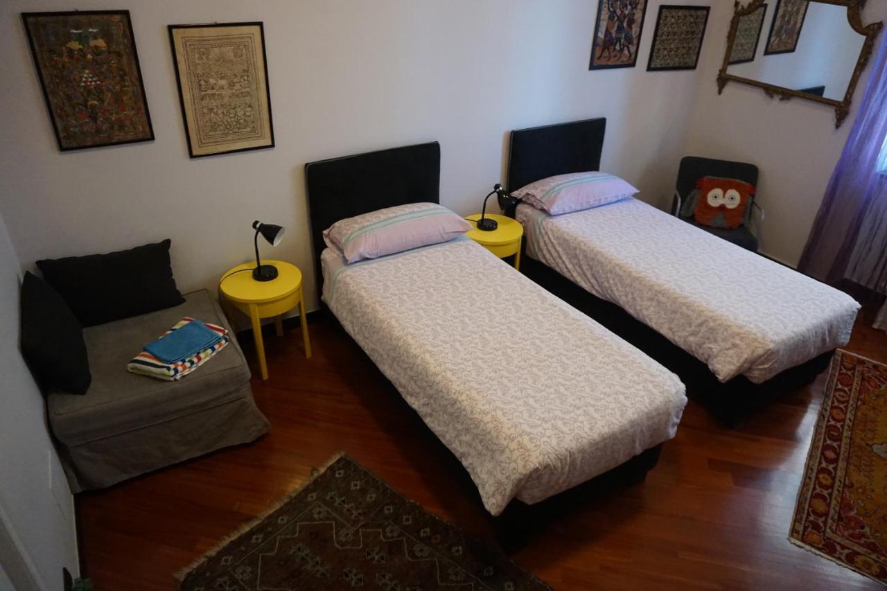 Gli Anemoni B&B Free Parking Генуя Экстерьер фото